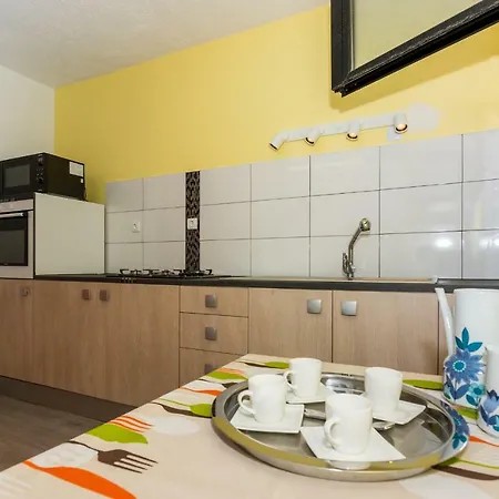Homeholidaysrentals Sils Ii