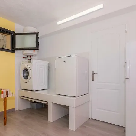 Apartman Homeholidaysrentals Sils Ii Pineda de Mar