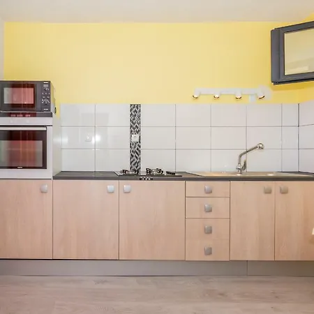 Apartman Homeholidaysrentals Sils Ii